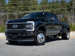 2025 F-450 Super Duty Thumbnail 2