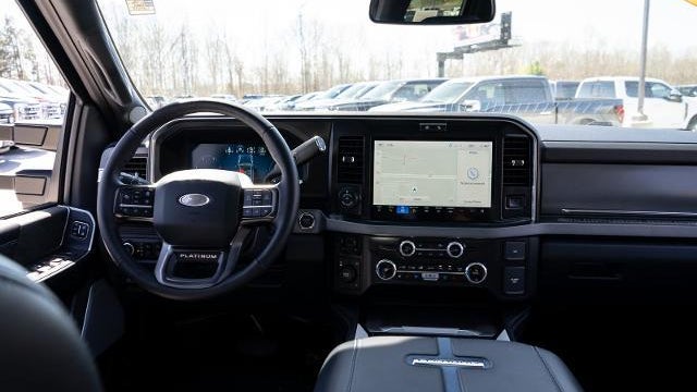 2025 Ford F-450 Super Duty King Ranch