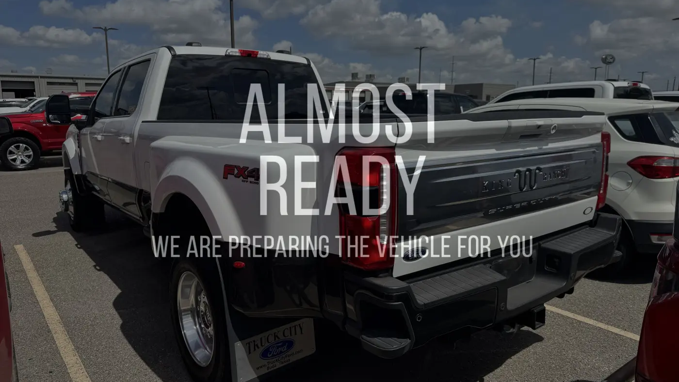 2025 Ford F-450 Super Duty XL