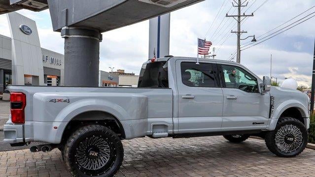 2026 Ford F-450 Super Duty Platinum