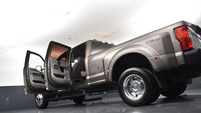 2022 Ford F-450 Super Duty Limited