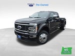 2023 F-450 Super Duty Thumbnail 2