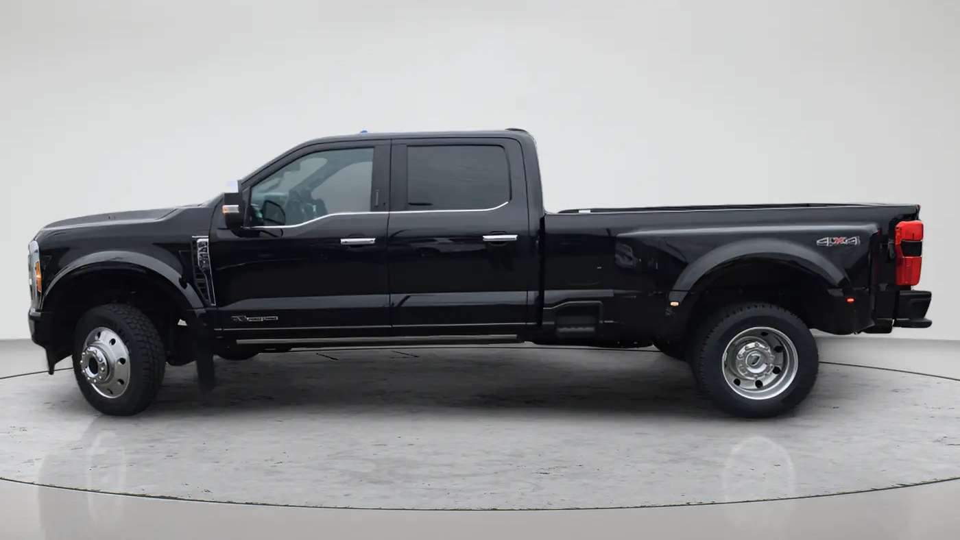 2023 Ford F-450 Super Duty King Ranch
