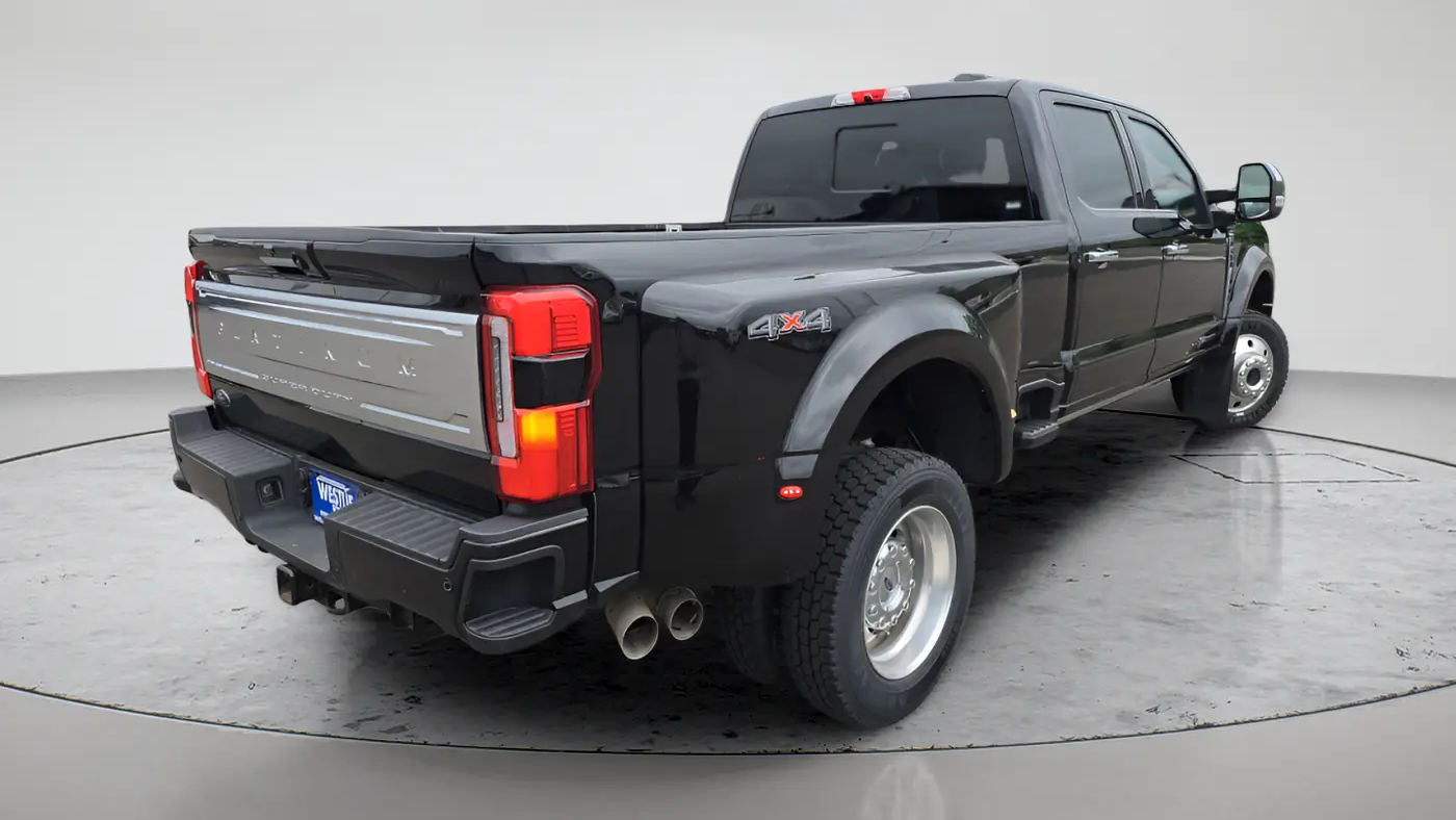 2023 Ford F-450 Super Duty King Ranch