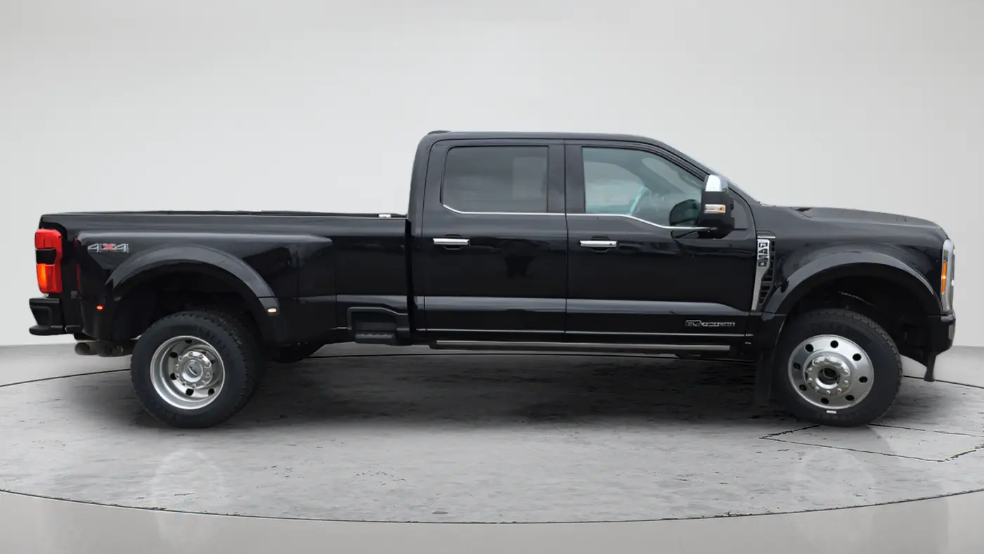2023 Ford F-450 Super Duty King Ranch