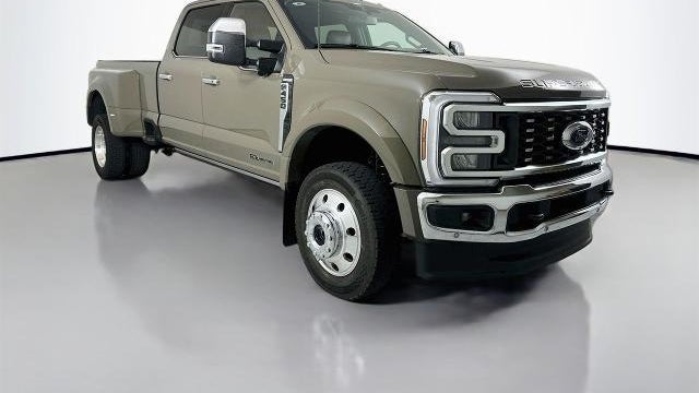 2026 Ford F-450 Super Duty XLT