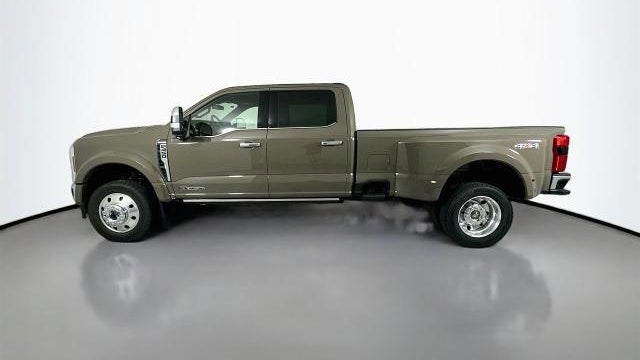2026 Ford F-450 Super Duty XLT