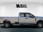 2024 F-250 Super Duty Thumbnail 2