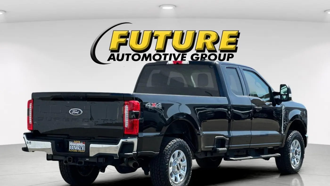2023 Ford F-250 Super Duty Lariat