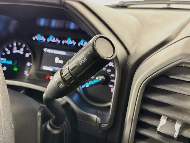 2021 Ford F-350 - $25,912