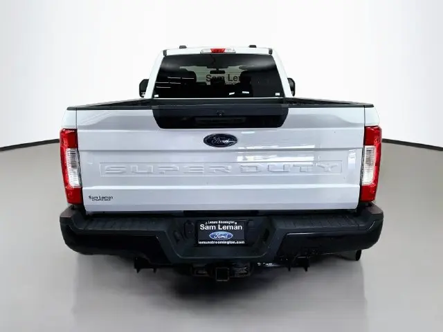 2021 Ford F-350 - $25,912