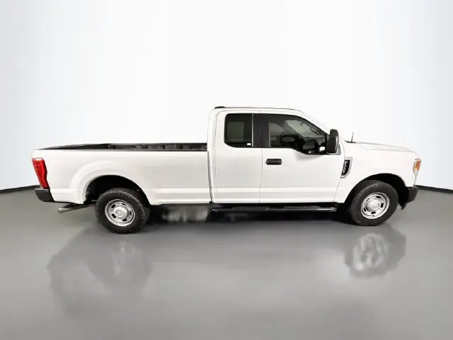 2021 Ford F-350 - $25,912