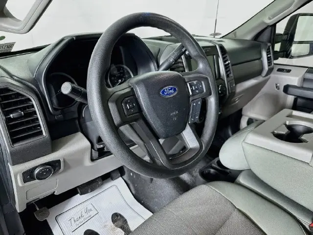 2021 Ford F-350 - $25,912
