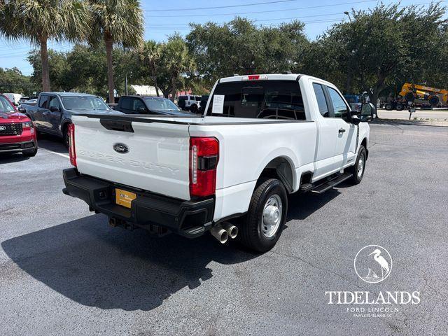 2024 Ford F-350 - $49,400