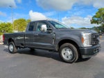 2024 F-350 Super Duty Thumbnail 2