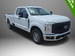 2025 F-350 Super Duty Thumbnail 2