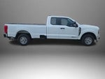 2025 F-350 Super Duty Thumbnail 3