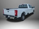 2025 F-350 Super Duty Thumbnail 4
