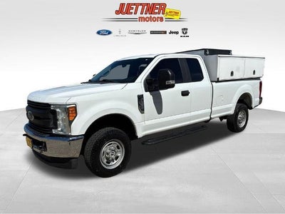 2017 Ford F-350 Super Duty 4X4 XL 4DR Supercab 6.8 FT. SB SRW Pickup