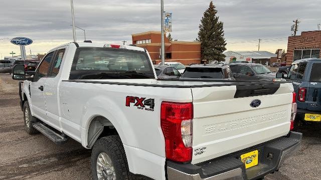 2022 Ford F-350 Super Duty Lariat