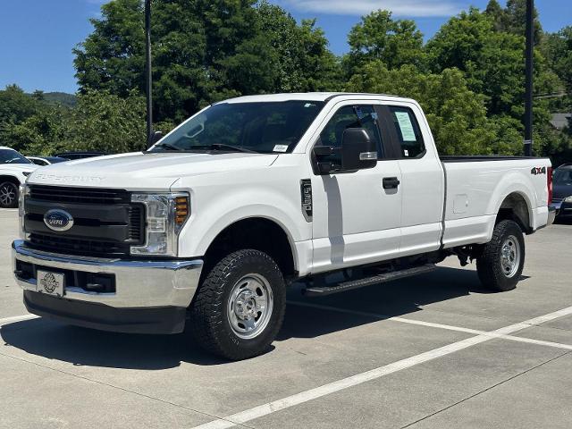 2019 Ford F-350 - $42,600