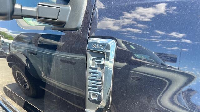 2022 Ford F-350 Super Duty XL