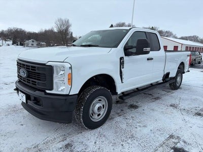 2023 Ford F-350 Super Duty 4X4 XL 4DR Supercab 6.8 FT. SB SRW Pickup