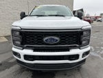 2024 F-350 Super Duty Thumbnail 3