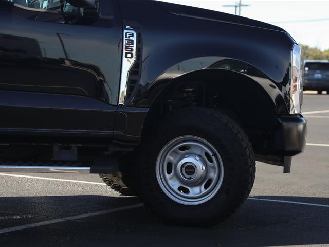 2025 Ford F-350 - $44,955
