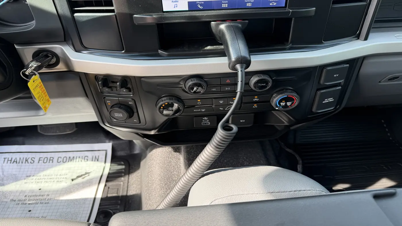 2026 Ford F-350 Super Duty XLT