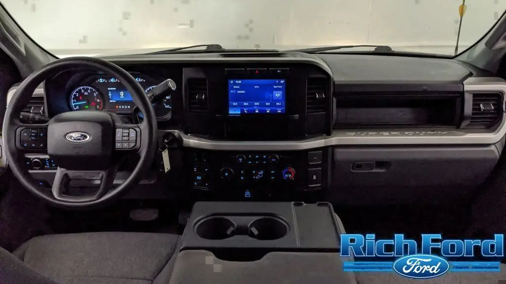 2024 Ford F-350 Super Duty XLT