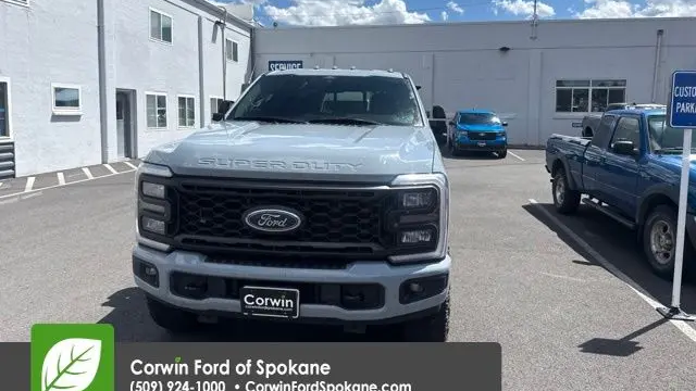 2024 Ford F-350 Super Duty Lariat