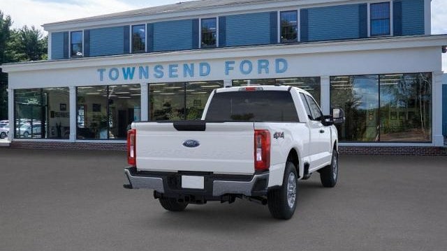 2026 Ford F-350 Super Duty XLT
