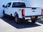 2025 F-350 Super Duty Thumbnail 4