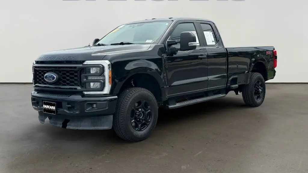 2023 Ford F-350 Super Duty Lariat