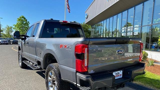 2024 Ford F-350 Super Duty Lariat