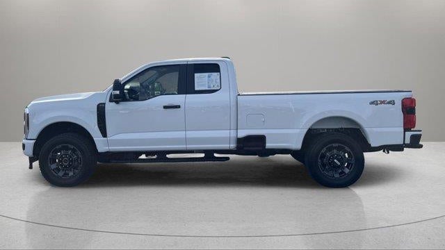 2025 Ford F-350 Super Duty XL