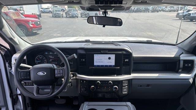 2025 Ford F-350 Super Duty XL
