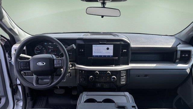 2025 Ford F-350 Super Duty XL
