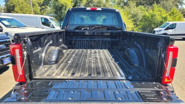 2026 Ford F-350 Super Duty XLT