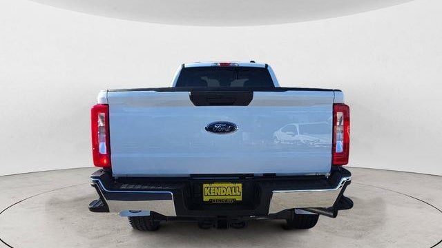 2026 Ford F-350 Super Duty XLT