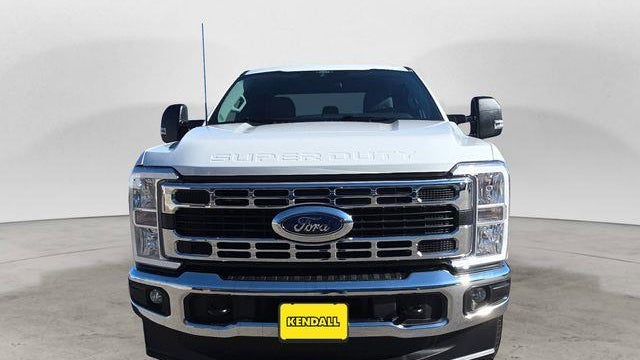 2026 Ford F-350 Super Duty XLT