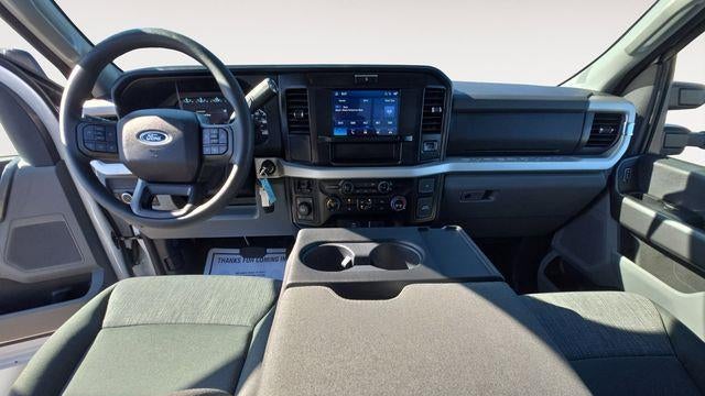 2026 Ford F-350 Super Duty XLT