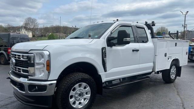 Preowned 2024 Ford F-350 Super Duty Lariat for Sale