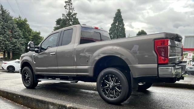 2022 Ford F-350 Super Duty Lariat