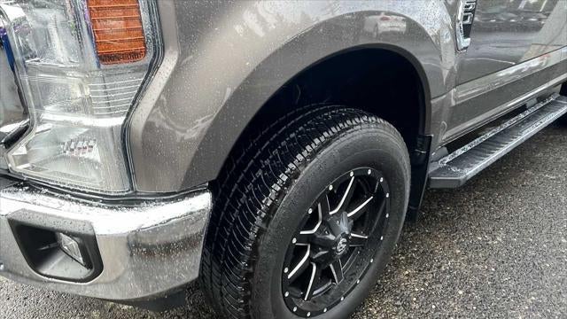 2022 Ford F-350 Super Duty Lariat