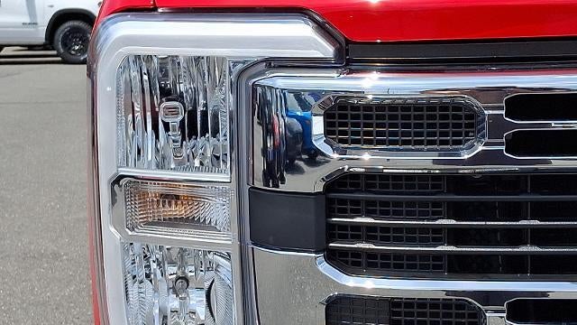 2025 Ford F-350 Super Duty XL