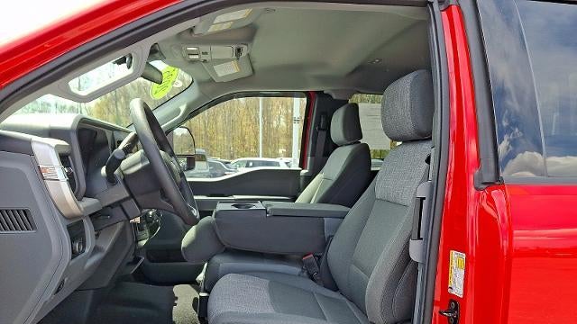 2025 Ford F-350 Super Duty XL