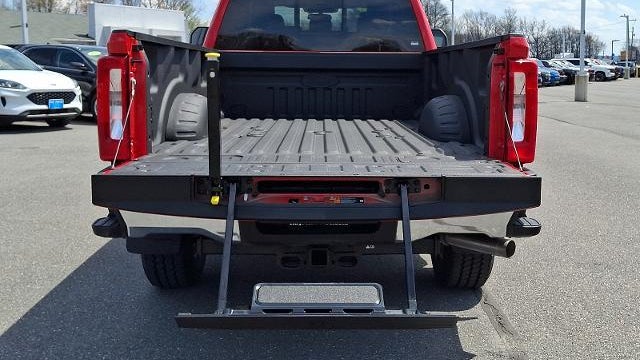 2025 Ford F-350 Super Duty XL