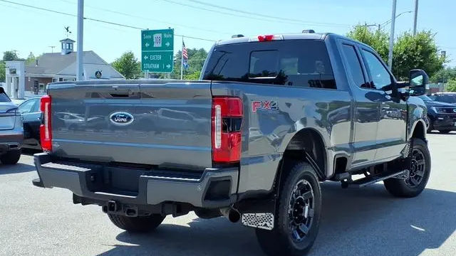 2024 Ford F-350 Super Duty Lariat